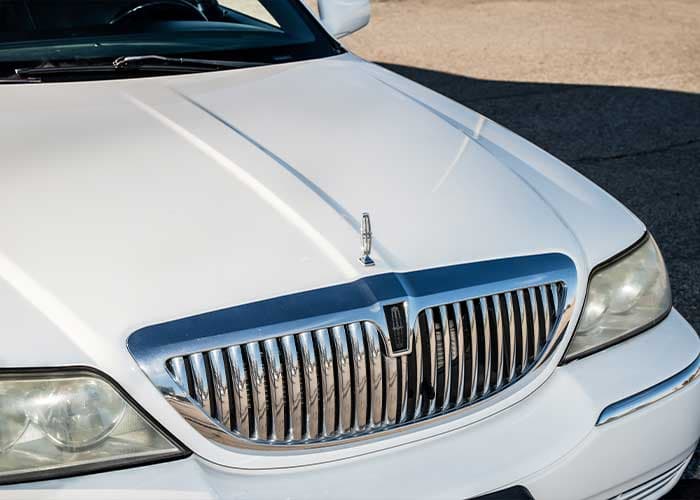 Lincoln Stretched Towncar gallery image 3 for limousine service in Georgetown, ON