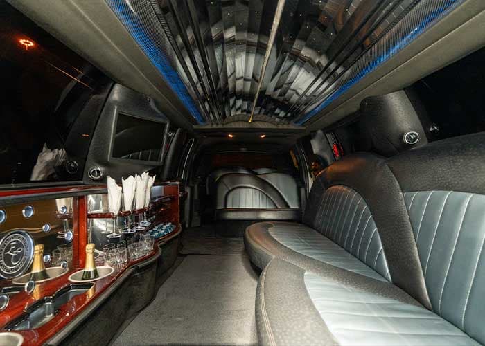14 Passenger Lincoln Navigator Limo gallery image 1 for limousine service in Georgetown, ON