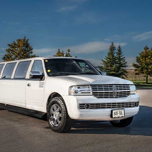 Luxury car rental in Georgetown, ON