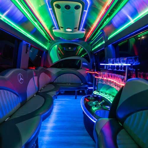 Homecoming limousine service in Georgetown, ON